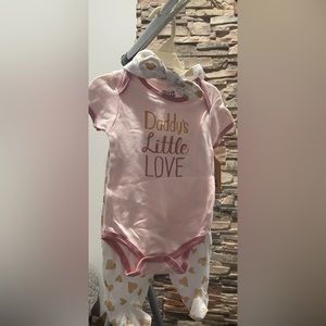 Chick Pea Daddy’s little love set. Onesie, Pants and Bow